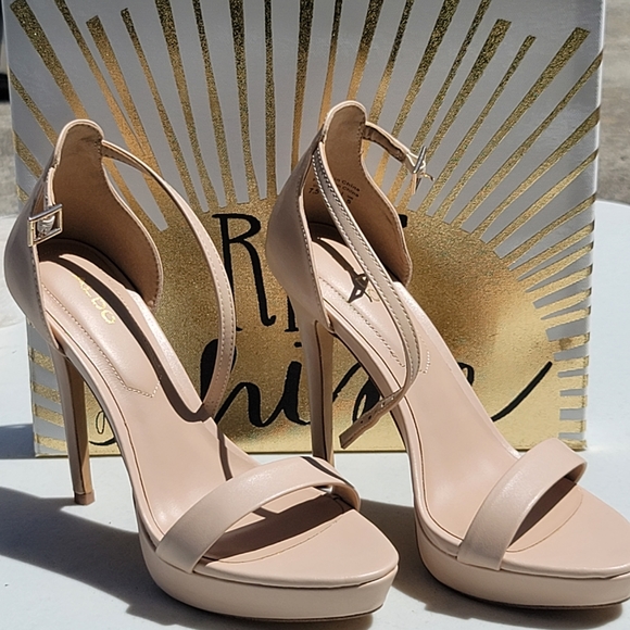 Shoes - Picture 3 of 3